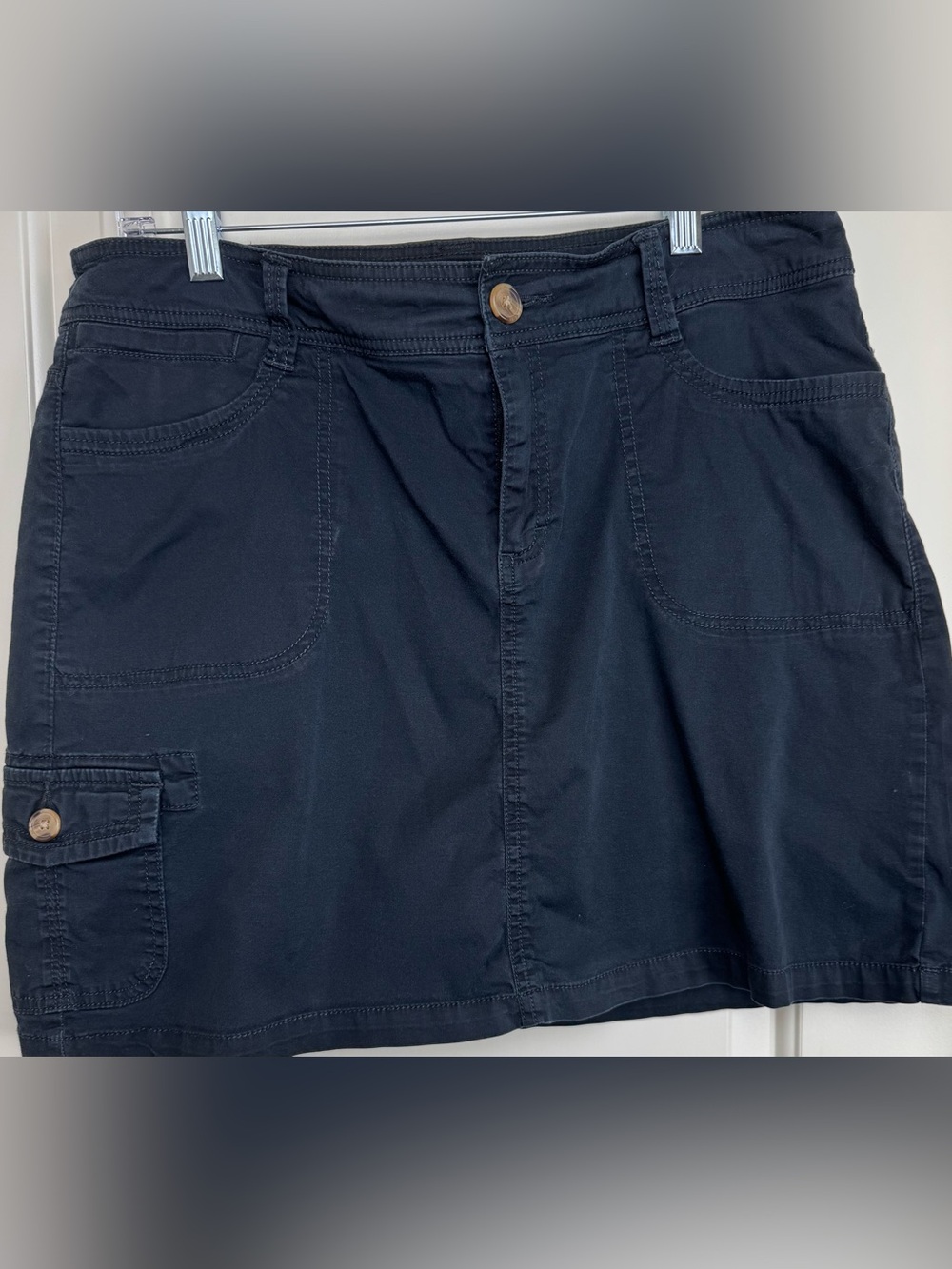 Croft & Barrow Black Stretch Cargo Skort Size 12 Cotton Utility Pockets